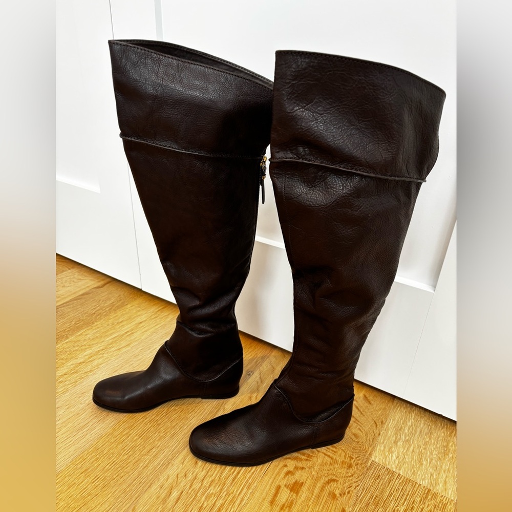 Elegant Brown Over-the-Knee Boots